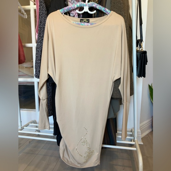 Vintage Iconic Baby Phat Beige Dress with Gold cat in size small - Picture 11 of 11